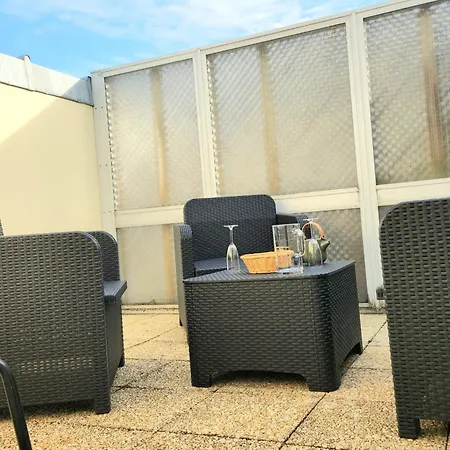 Beautiful Apartment With 3 Balconies Blonville-sur-Mer Exterior photo